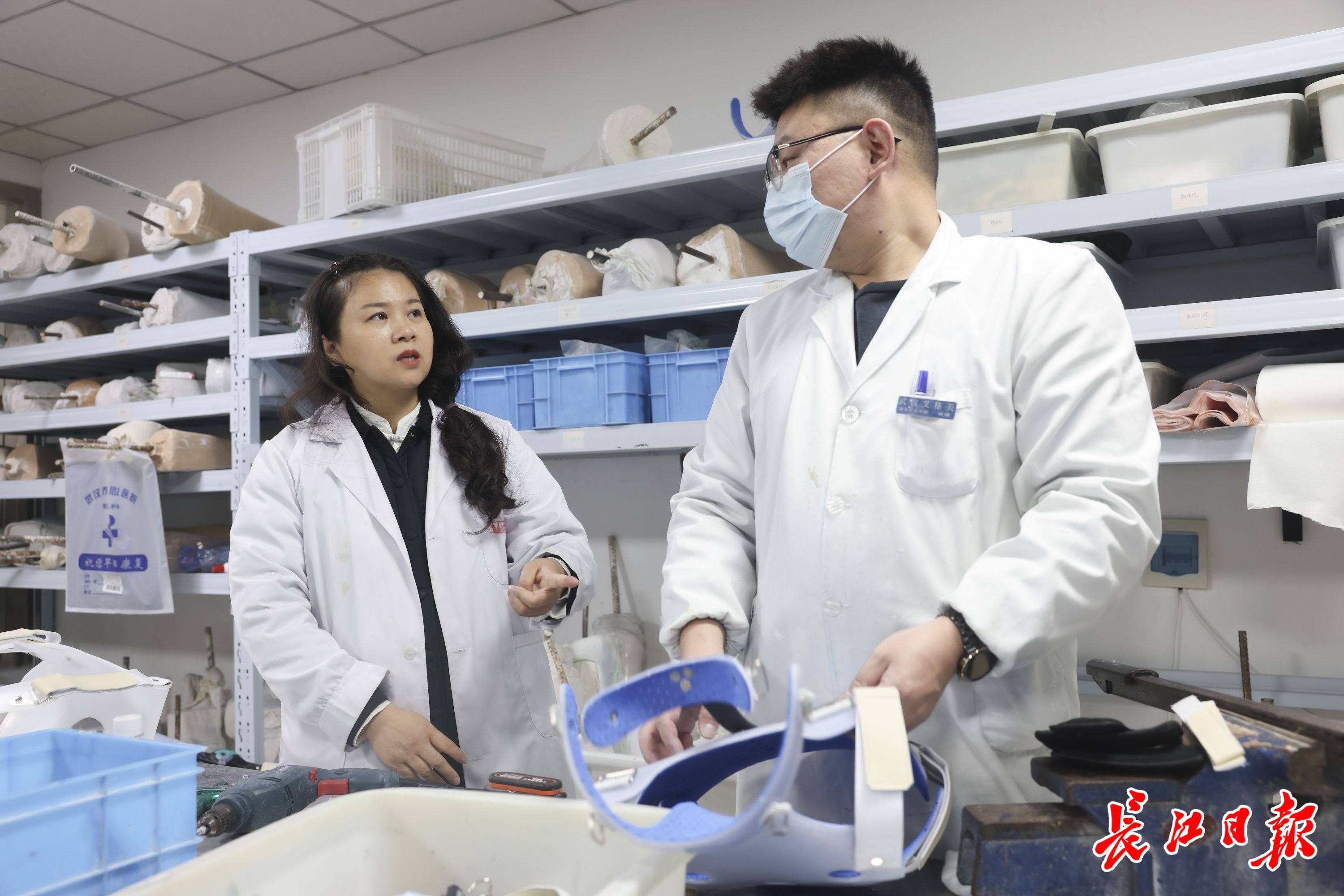 “拼姐”李娟：穿着“机械腿”跑遍大半个中国(图3)