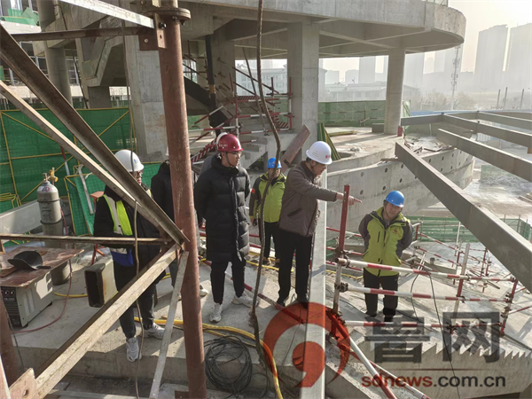 烟台市高新区持续开展冬季建筑工地安全生产专项检查(图1)