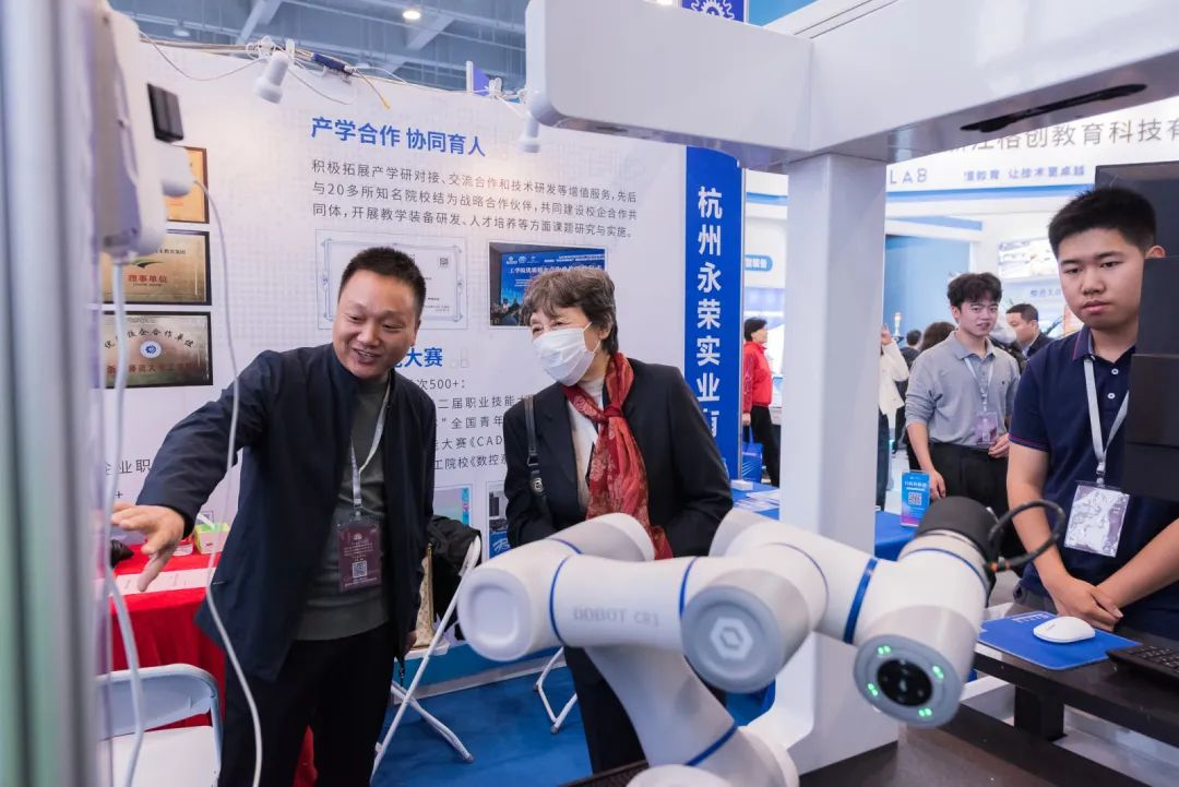 div data=datasource：20231116c8524cd0126840edb87424657c64c4 type=content(图7)