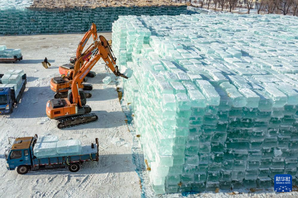 一年不融化 “尔滨”开始为下个冰雪季存冰(图4)
