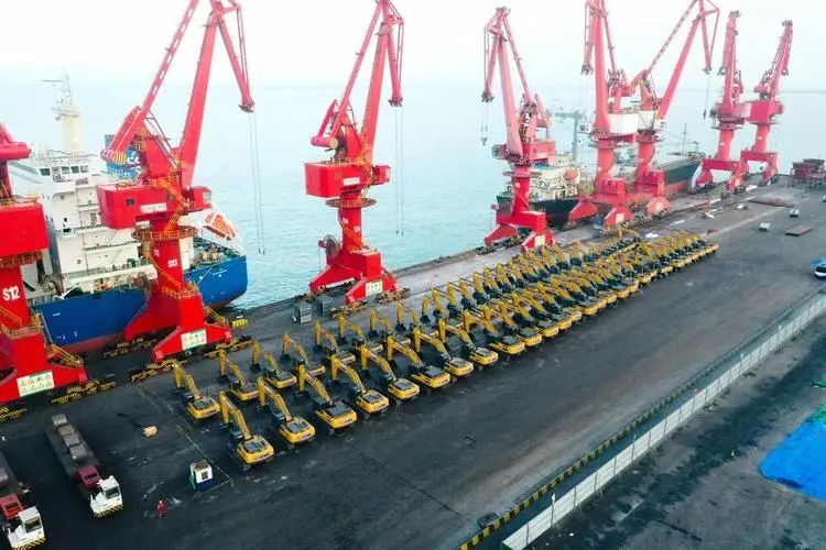 竞“技”国际巨头民族工程机械主机与零部件企业需协力同行(图1) 竞“技”国际巨头民族工程机械主机与零部件企业需协力同行(图1)