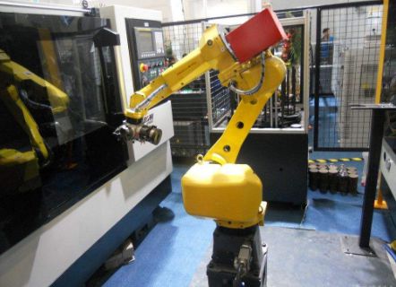 机械制造加工平台：中国连续四年成工业机器人销量冠军(图2)