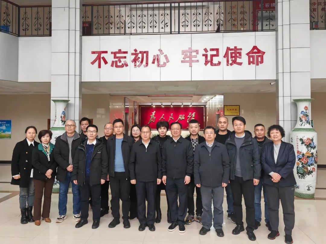 中国塑料加工工业协会王占杰理事长一行赴江西抚州调研考察行业企业(图5) 中国塑料加工工业协会王占杰理事长一行赴江西抚州调研考察行业企业(图5)