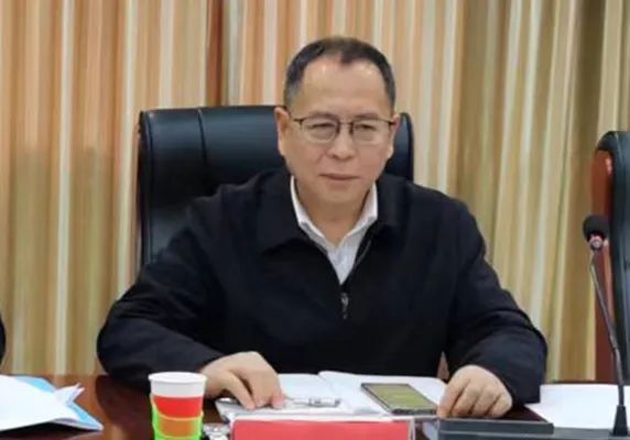 中国塑料加工工业协会王占杰理事长一行赴江西抚州调研考察行业企业(图4) 中国塑料加工工业协会王占杰理事长一行赴江西抚州调研考察行业企业(图4)
