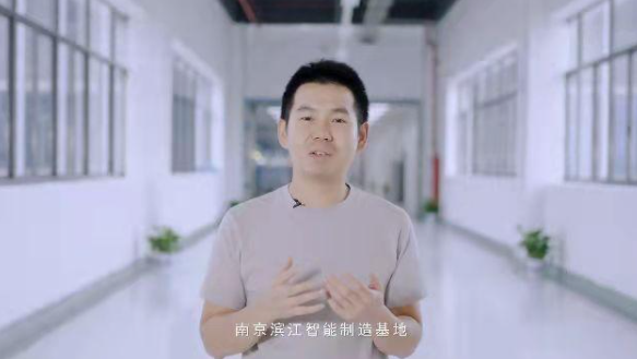 中兴通讯未来超级工厂打造智能机器人制造车间(图2) 中兴通讯未来超级工厂打造智能机器人制造车间(图2)
