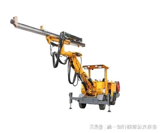 融一知行工程机械凿岩台车训练考核模拟器(图1) 融一知行工程机械凿岩台车训练考核模拟器(图1)