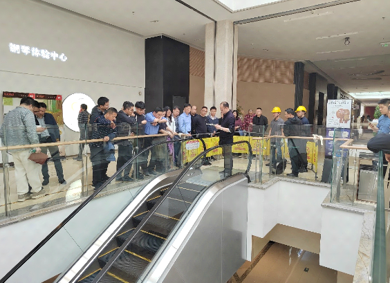 南京市市场监管局开展特种设备安全节前检查(图1)