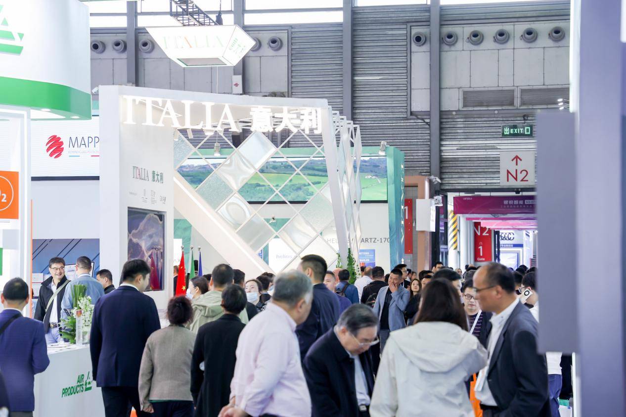 意大利展团在第33届中国国际玻璃工业技术展展现产业优势(图2) 意大利展团在第33届中国国际玻璃工业技术展展现产业优势(图2)