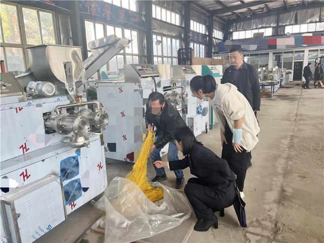 武汉市江岸区法院：化解“一企”纠纷促成“一起”发展(图1)
