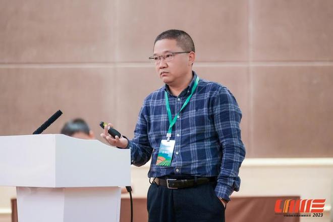 全国模范教师张富贵：潜心农机教学科研 服务农业农村发展(图3)