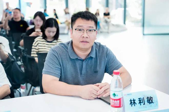 80后台州退伍老兵做小生意年销超2亿元如今再创业(图1)