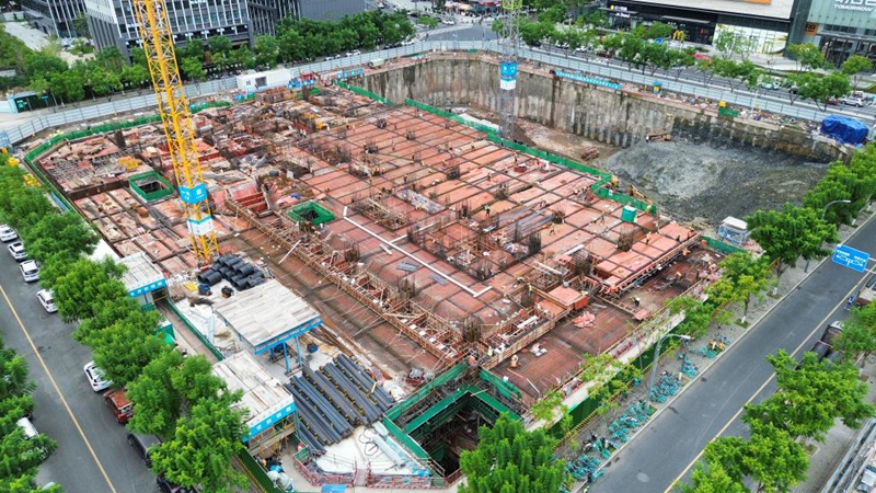 抢工期 抓进度——四川国庆期间重大项目建设一线见闻(图2) 抢工期 抓进度——四川国庆期间重大项目建设一线见闻(图2)