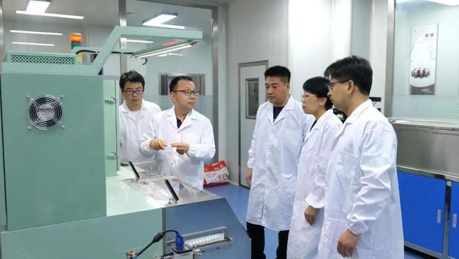 光明日报等报道!河南理工大学“拉丝”教授的20年!(图2) 光明日报等报道!河南理工大学“拉丝”教授的20年!(图2)