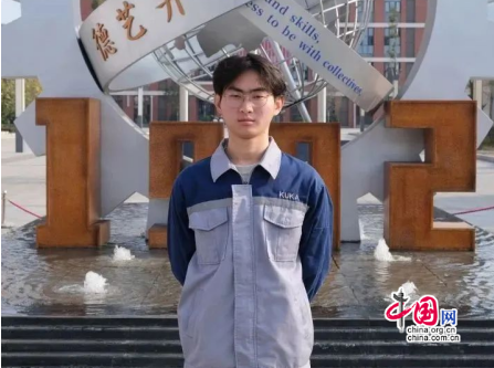 赞!四川蒲江职校学子喜获国家奖学金(图1) 赞!四川蒲江职校学子喜获国家奖学金(图1)