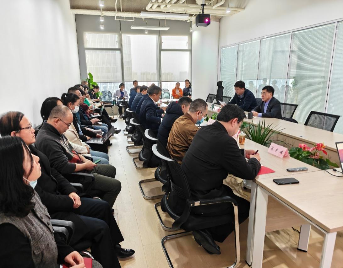 中国工经联党委书记熊梦春节前到中国工业报社慰问员工 勉励报社在建设现代化产业体系中发挥媒体作用(图3) 中国工经联党委书记熊梦春节前到中国工业报社慰问员工 勉励报社在建设现代化产业体系中发挥媒体作用(图3)