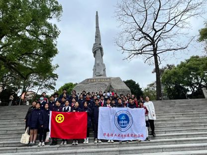 今日清明我们在华园溯源追思赏春逐光！(图15)