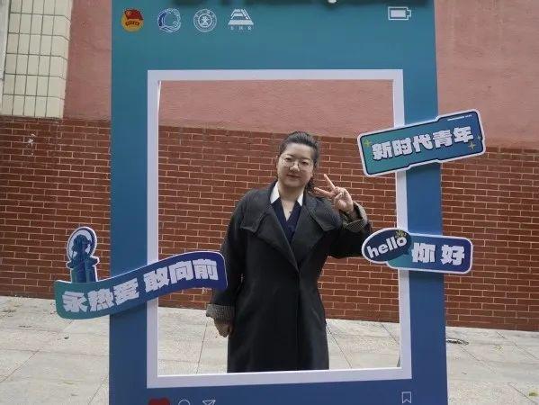优秀!6位华南理工师生获评“年度人物”(图2) 优秀!6位华南理工师生获评“年度人物”(图2)