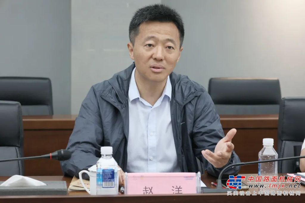 共促中国制造扬帆海外!中国出口信用保险公司到访山河智能(图3) 共促中国制造扬帆海外!中国出口信用保险公司到访山河智能(图3)